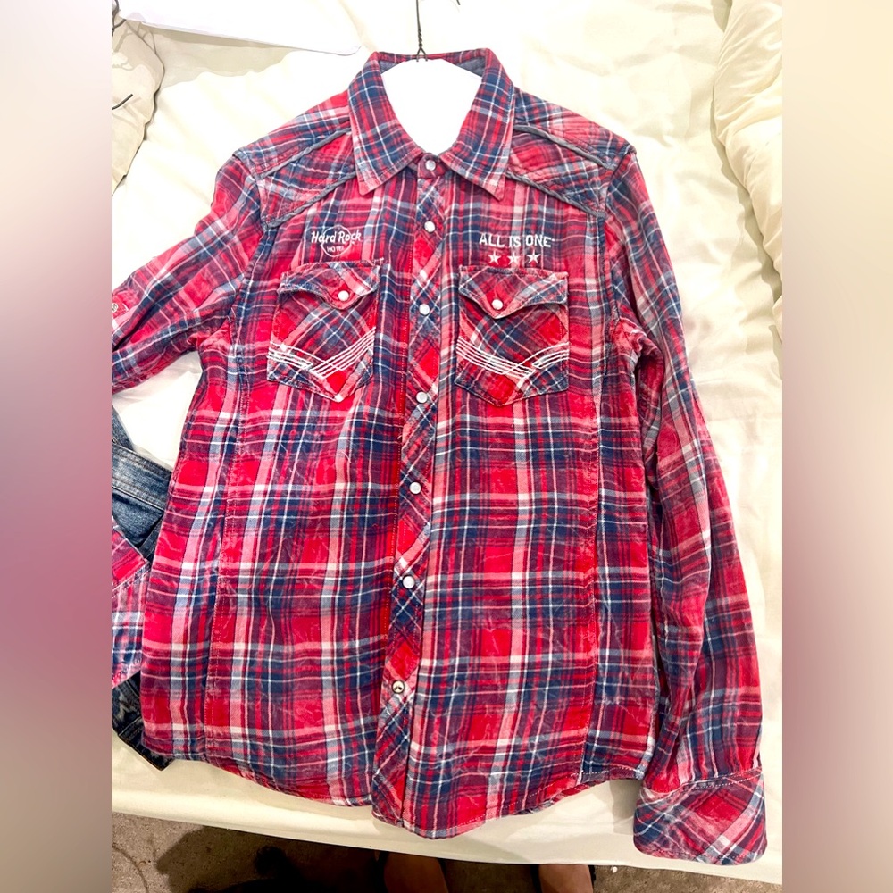 MEN'S HARD ROCK GUITAR COMPANY PLAID BUTTON DOWN SHIRT 

＞